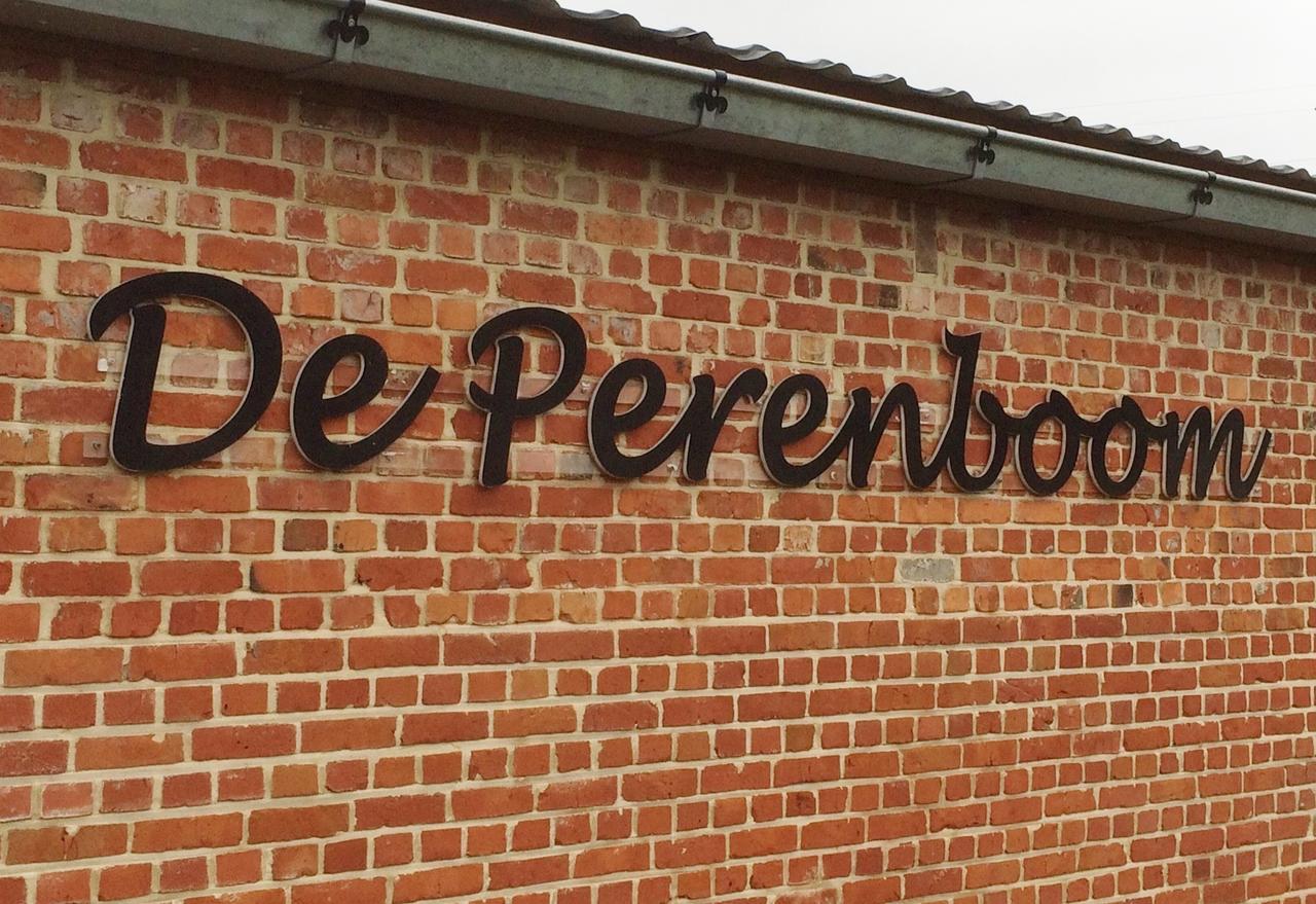 Hotel De Perenboom Belsele Esterno foto